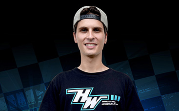 best365网页版登录签约欧洲冠军车手Michal Orlowski